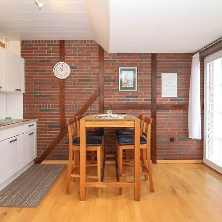 Meertied Apartament *